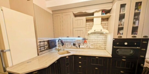 3-комн квартира ул Учительская,  д. 18,  к. 1