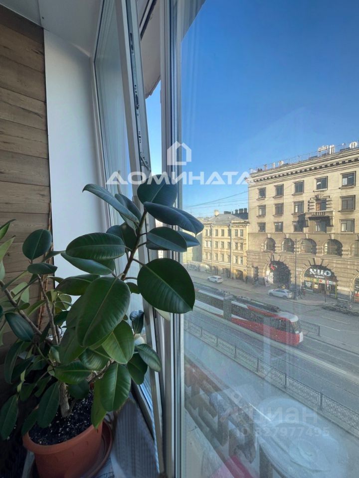 Продажа 2-комн квартиры на вторичном рынке Лиговский проспект, 105