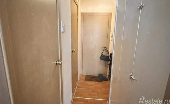 Продажа 2-комн квартиры на вторичном рынке Октябрьская улица,  д. 69