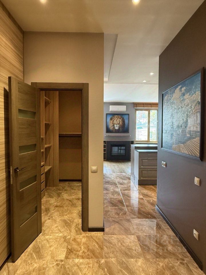 Продажа 2-комн квартиры на вторичном рынке улица Мира, 36