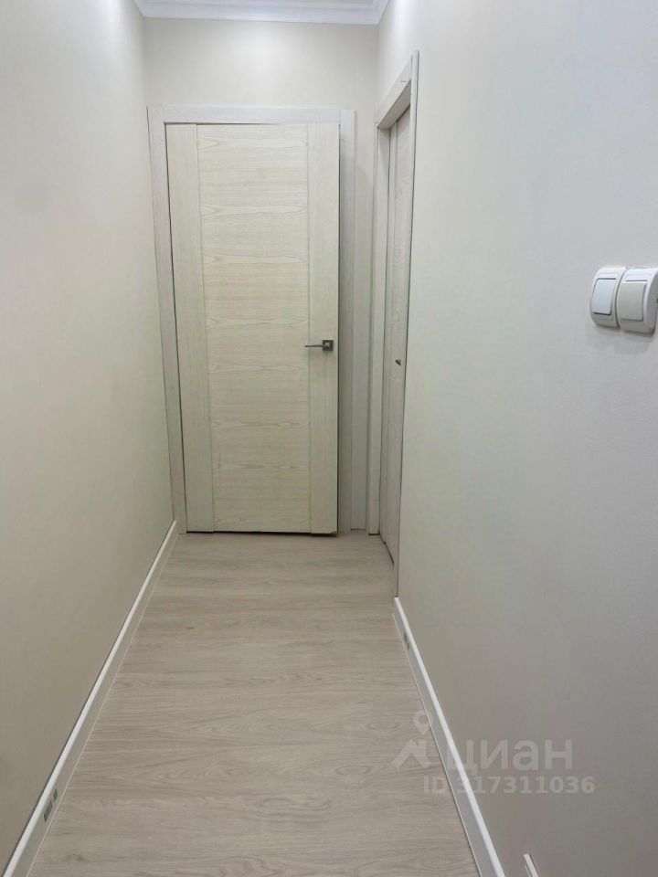 Продажа 3-комн квартиры на вторичном рынке Илимская улица, 8/2