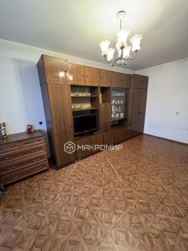 Продажа 2-комн квартиры на вторичном рынке Софийская улица, 55