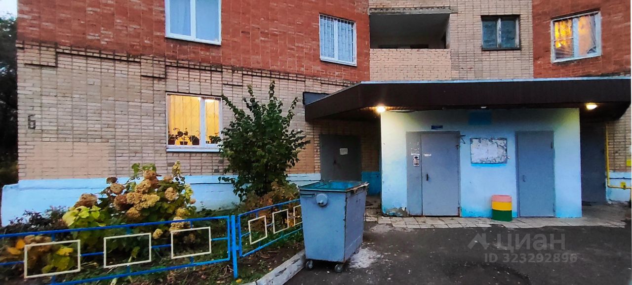 Продажа 2-комн квартиры на вторичном рынке Новлянский мкр, улица Кагана,  д. 6