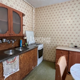 Продажа 3-комн квартиры на вторичном рынке Светогорск г., Красноармейская ул. ,  д. 24