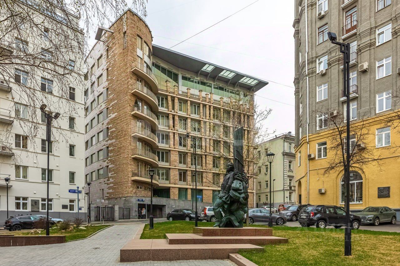 Продажа 5-комн квартиры на вторичном рынке переулок Брюсов,  д. 19