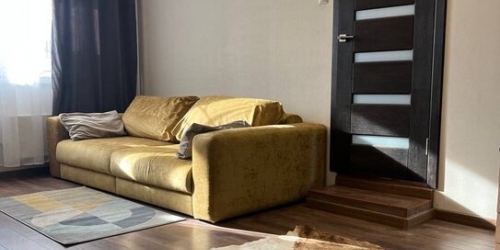 2-комн квартира Святоозёрская улица,  д. 32