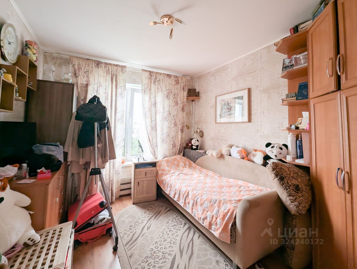 Продажа 3-комн квартиры на вторичном рынке Сумской проезд, 17К2