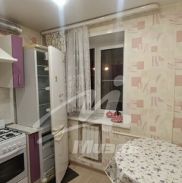 Продажа 2-комн квартиры на вторичном рынке Южный, улица Карбышева,  д. 25