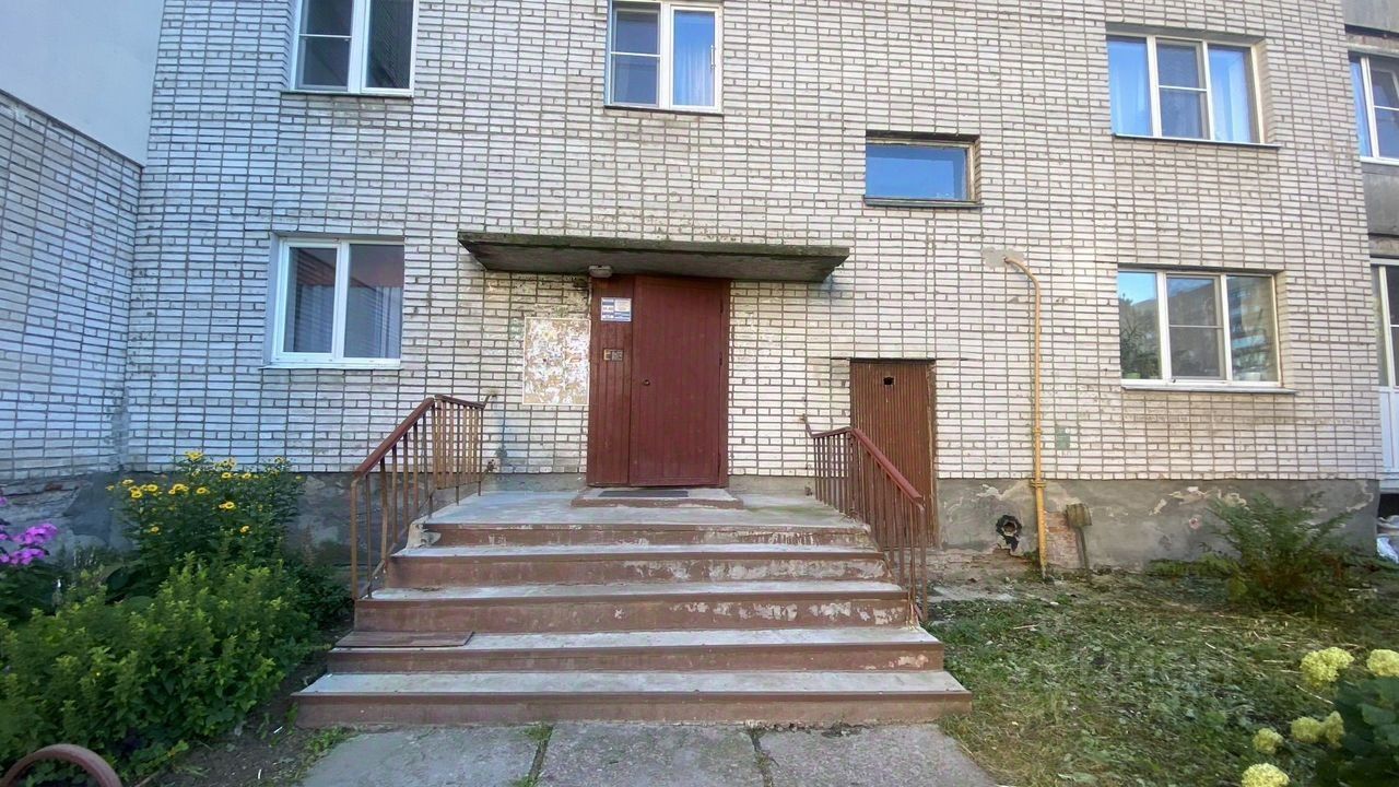 Продажа 1-комн квартиры на вторичном рынке Шлиссельбург, улица Кирова, 6