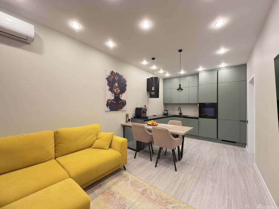 Продажа 2-комн квартиры на вторичном рынке Сестрорецк, Инструментальщиков улица, д.18