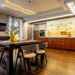 Продажа 4-комн квартиры на вторичном рынке проспект Наставников