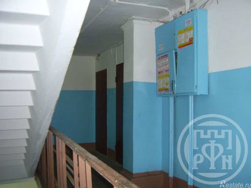 Продажа 2-комн квартиры на вторичном рынке Октябрьская наб.,  д. 80,  к. 1