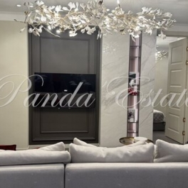 Продажа 4-комн квартиры на вторичном рынке ул Мытная,  д. 40,  к. 3