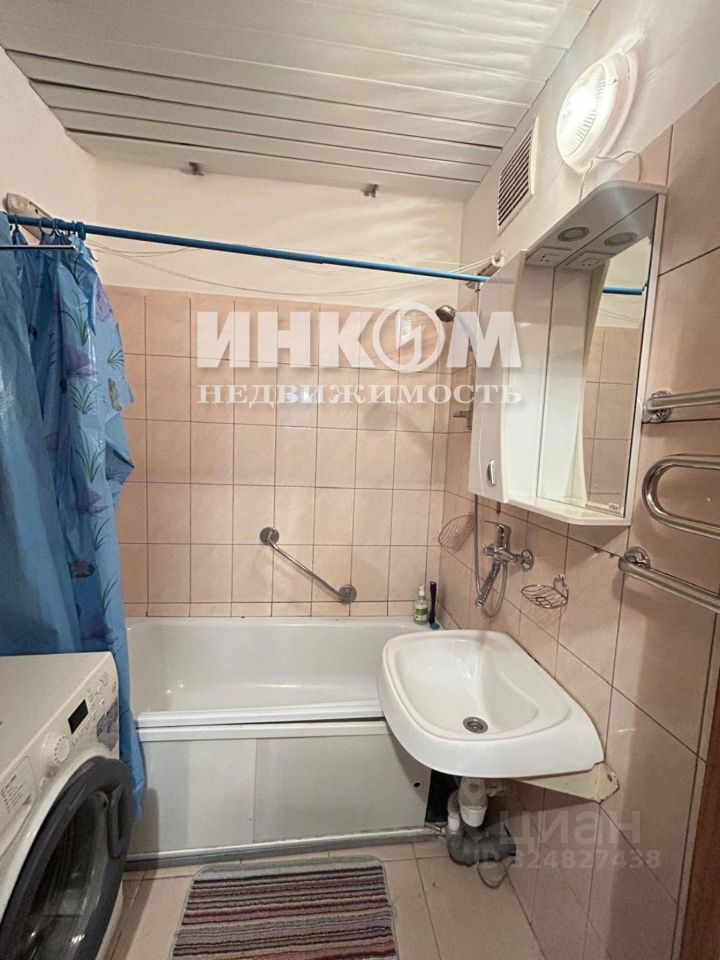 Продажа 1-комн квартиры на вторичном рынке Химки, Совхозная улица, 18