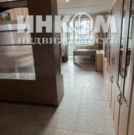 Продажа 4-комн квартиры на вторичном рынке Въезд на территорию дома,  д. 11 к2