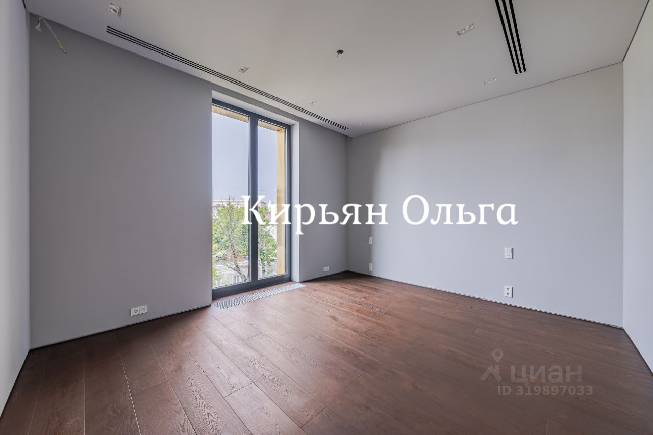 Продажа 2-комн квартиры на вторичном рынке Олсуфьевский переулок, 9к2