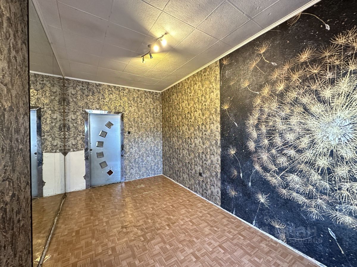Продажа 2-комн квартиры на вторичном рынке Боровая улица, 94