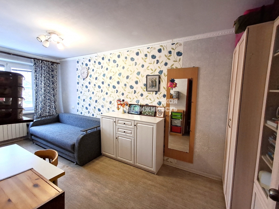 Продажа 3-комн квартиры на вторичном рынке г Кировск, г Кировск, ул Новая, д 9