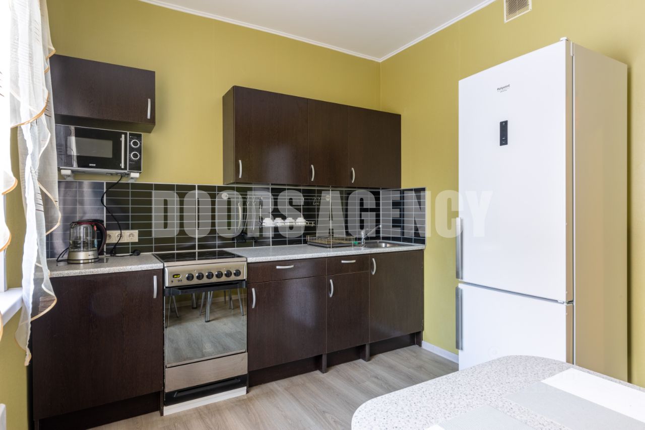 Аренда 1-комн квартиры на вторичном рынке Балаклавский проспект, 20К1