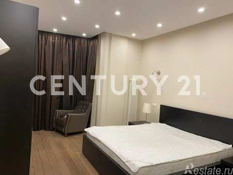 Продажа 4-комн квартиры на вторичном рынке ул. Троицкая,  д. 5