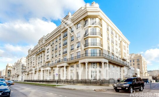 Продажа 5-комн квартиры на вторичном рынке улица Ефремова,  д. 19 к4