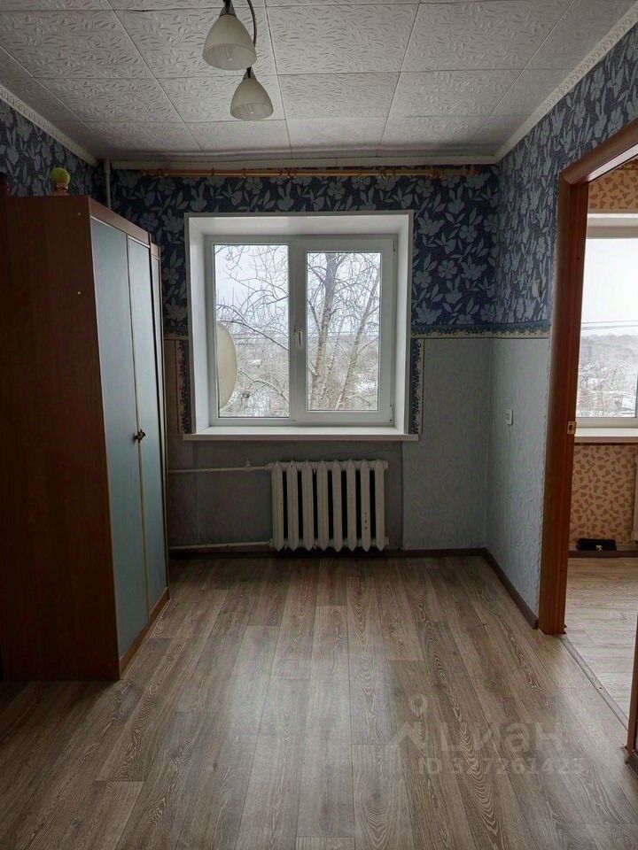 Продажа 2-комн квартиры на вторичном рынке Сланцы, улица Ломоносова, 50А