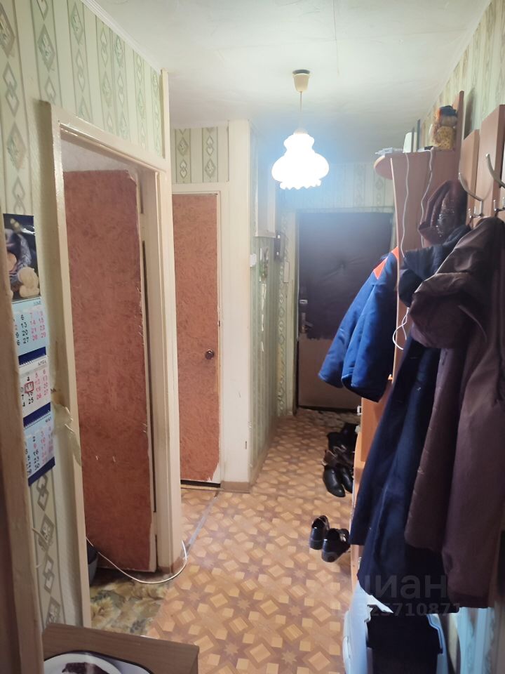 Продажа 3-комн квартиры на вторичном рынке Кашира, Садовая улица, 22