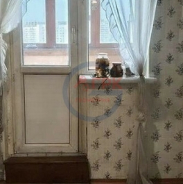 Продажа 1-комн квартиры на вторичном рынке Верхние Поля ул,  д. 28