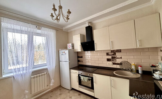 Продажа 1-комн квартиры на вторичном рынке Звенигород, Нахабинское шоссе,  д. 1,  к. 1