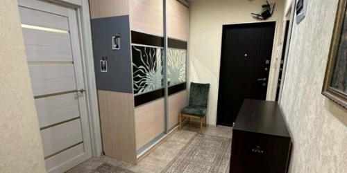 3-комн квартира ул Валерия Гаврилина,  д. 5