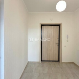 Продажа 2-комн квартиры на вторичном рынке улица Маршала Неделина,  д. 8