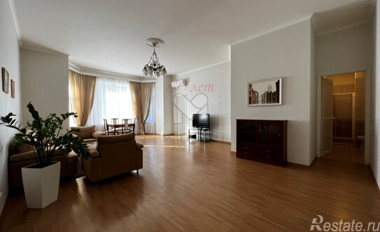 Аренда 4-комн квартиры на вторичном рынке Таврическая улица,  д. 3