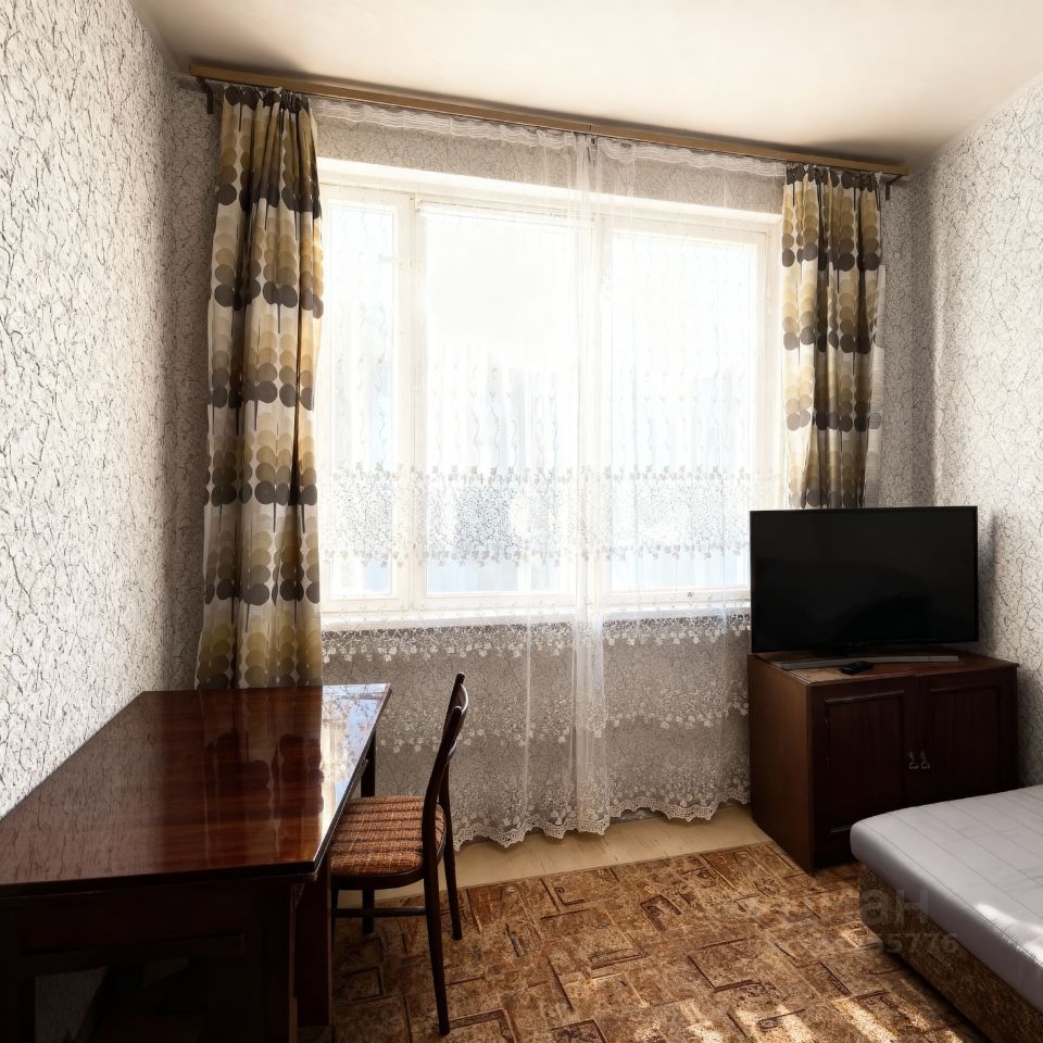 Аренда 3-комн квартиры на вторичном рынке улица Декабристов, 34