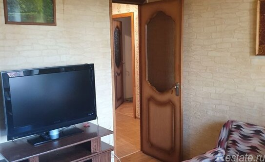 Аренда 2-комн квартиры на вторичном рынке б-р Матроса Железняка,  д. 3,  к. 1