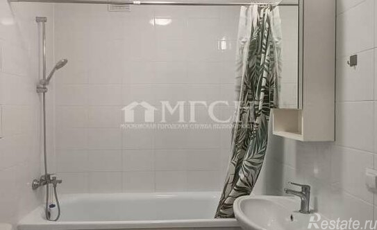 Продажа 1-комн квартиры на вторичном рынке ул Совхозная,  д. 10А,  к. 1