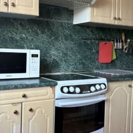 Аренда 2-комн квартиры на вторичном рынке Парковая 9-я ул,  д. 40