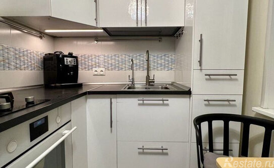 Продажа 2-комн квартиры на вторичном рынке Маленковская улица,  д. 12