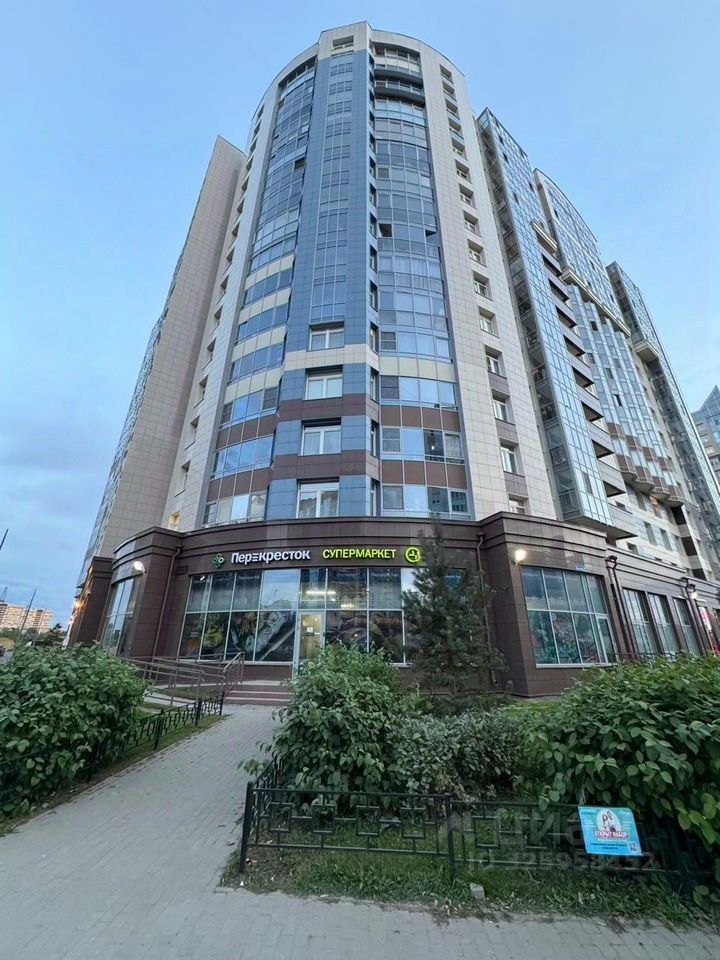Продажа 3-комн квартиры на вторичном рынке проспект Маршала Блюхера, 9к2