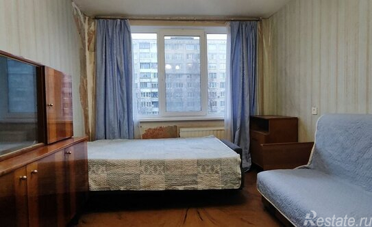 Продажа 1-комн квартиры на вторичном рынке Будапештская ул,  д. 8