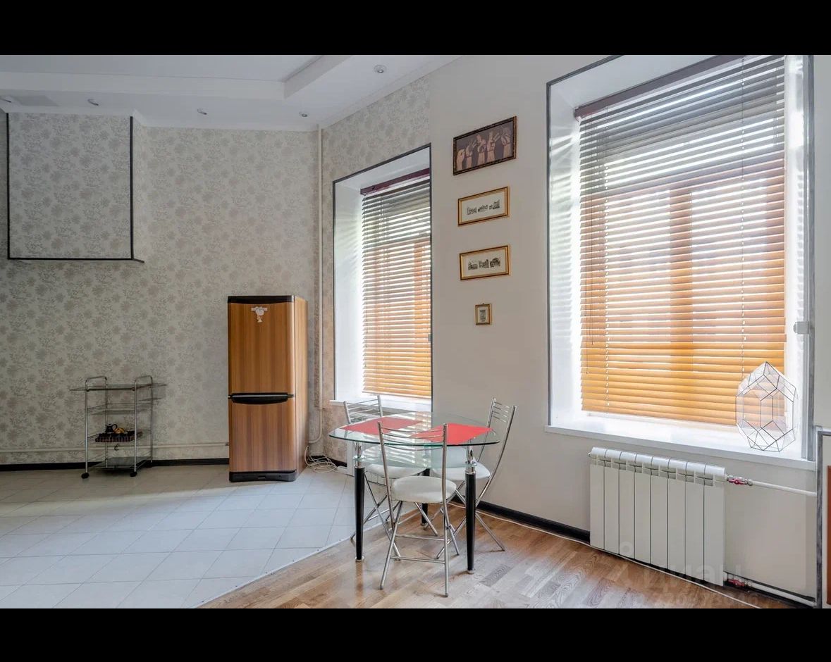 Аренда 2-комн квартиры на вторичном рынке улица Марата, 26/11