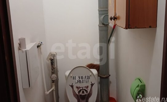 Продажа 2-комн квартиры на вторичном рынке Окраинная улица,  д. 9 литЛ