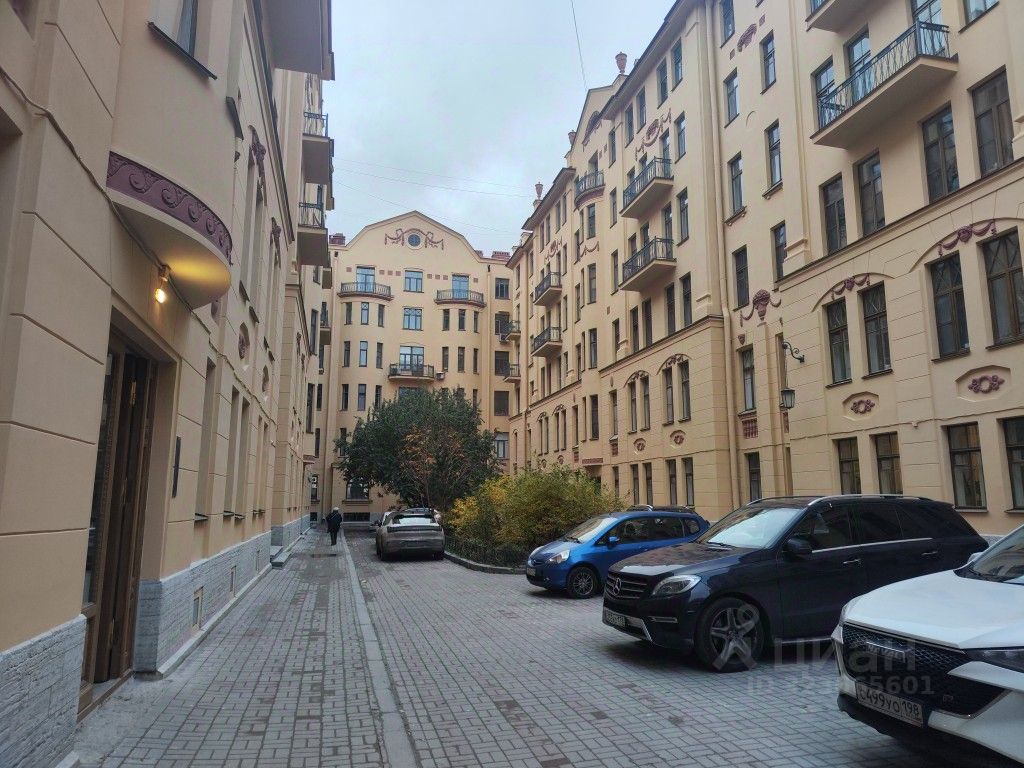 Продажа 6-комн квартиры на вторичном рынке улица Рубинштейна, 23