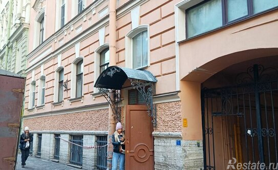 Продажа 7-комн квартиры на вторичном рынке Херсонская улица