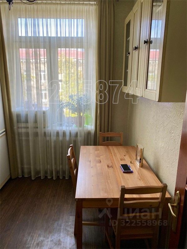 Аренда 3-комн квартиры на вторичном рынке улица Расплетина, 12К2