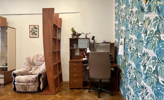 Продажа 3-комн квартиры на вторичном рынке Шарикоподшипниковская улица,  д. 40