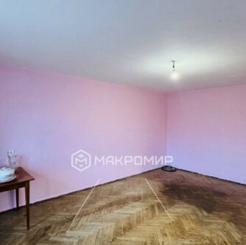 1-комн квартира улица Коммуны,  д. 13