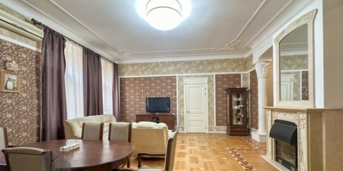 3-комн квартира Кирочная улица,  д. 45