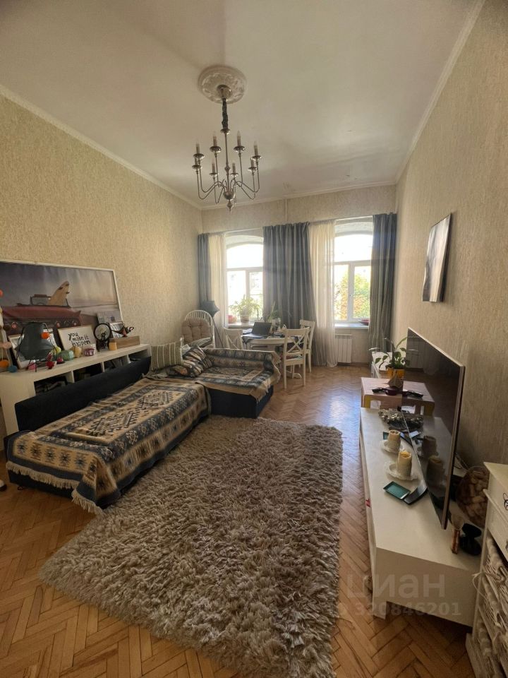 Продажа 2-комн квартиры на вторичном рынке улица Союза печатников, 30