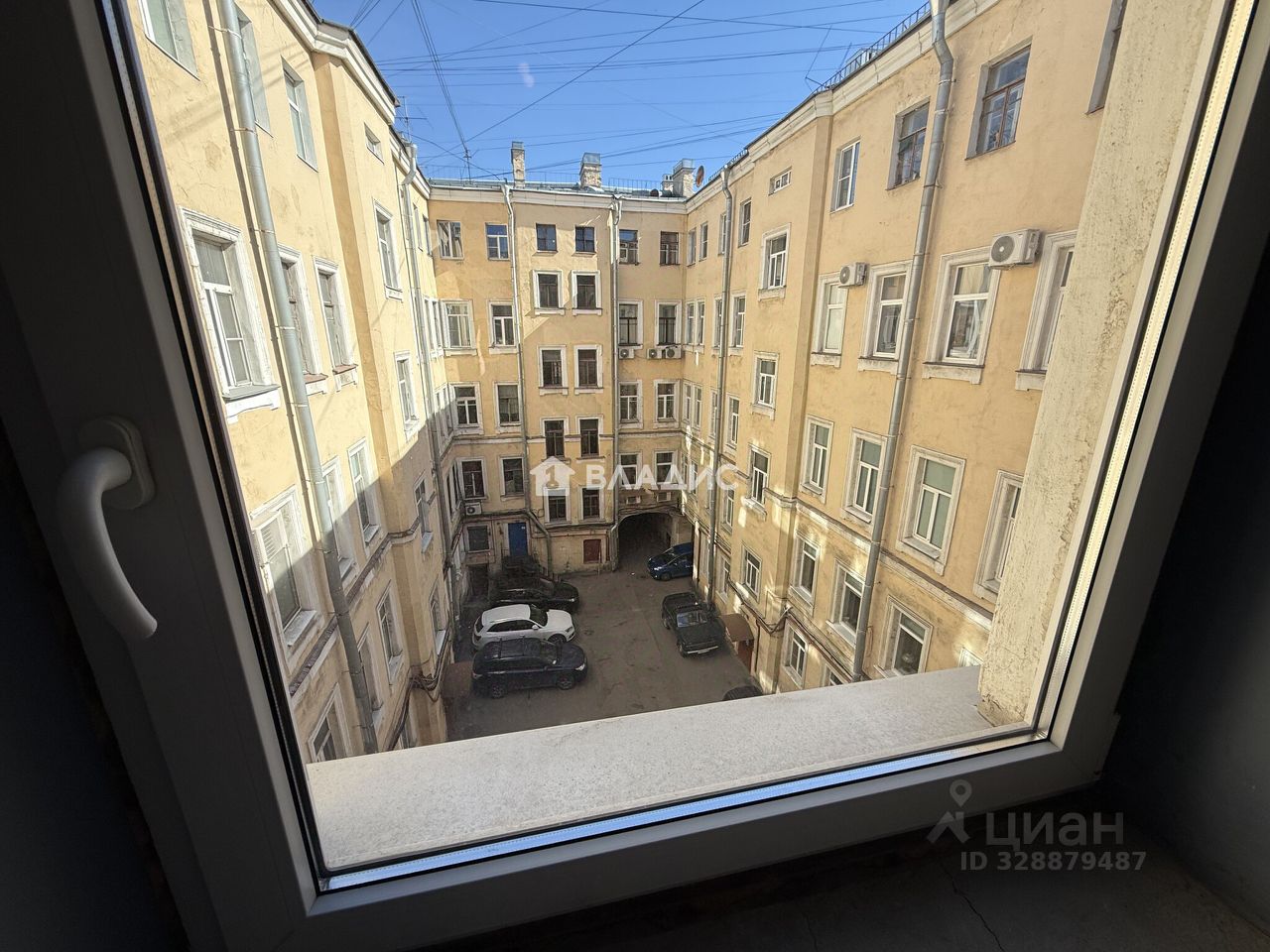 Продажа 2-комн квартиры на вторичном рынке Вознесенский проспект, 55