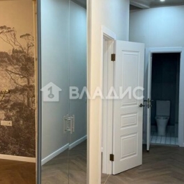 Продажа 2-комн квартиры на вторичном рынке Зверинская улица